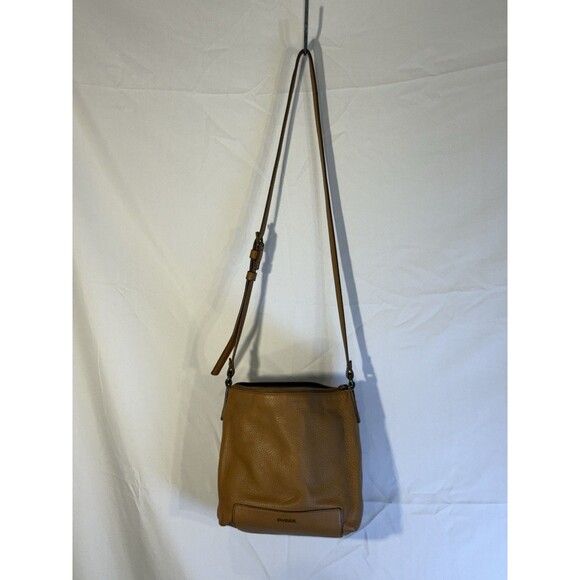 Fossil Crossbody Purse Bucket Bag Fiona Lt. Tan  Cowhide Leather 9X8X4 - Picture 1 of 16